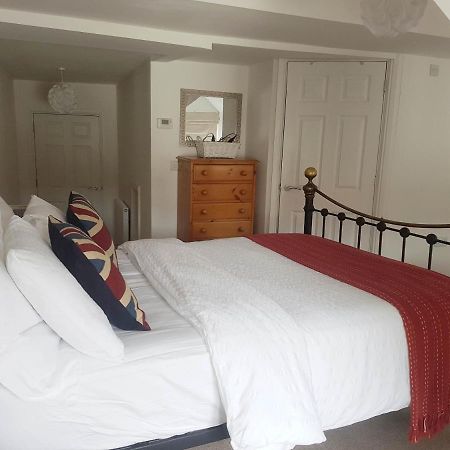 Warwick Market Place Apartment Bagian luar foto