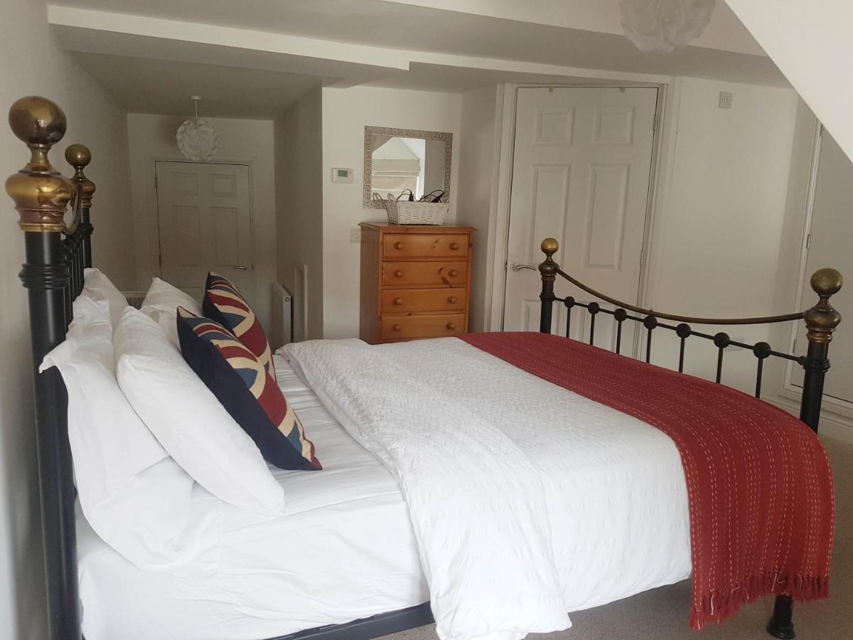 Warwick Market Place Apartment Bagian luar foto