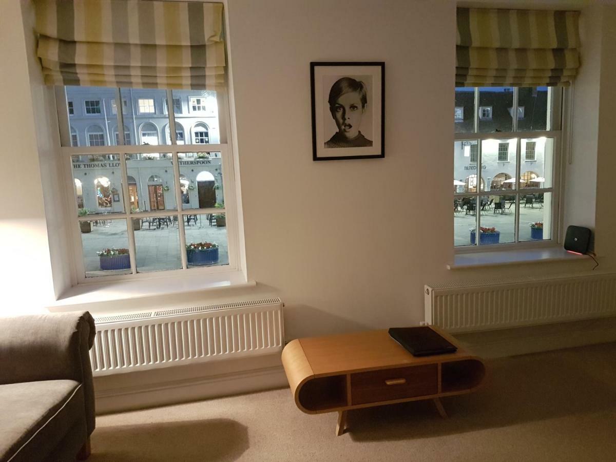 Warwick Market Place Apartment Bagian luar foto